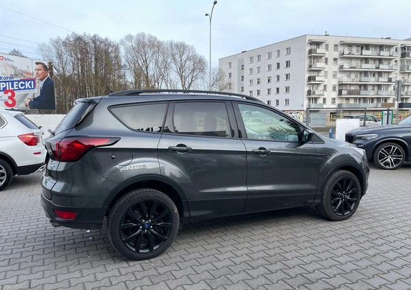 Ford Escape cena 64900 przebieg: 110000, rok produkcji 2019 z Poniec małe 106